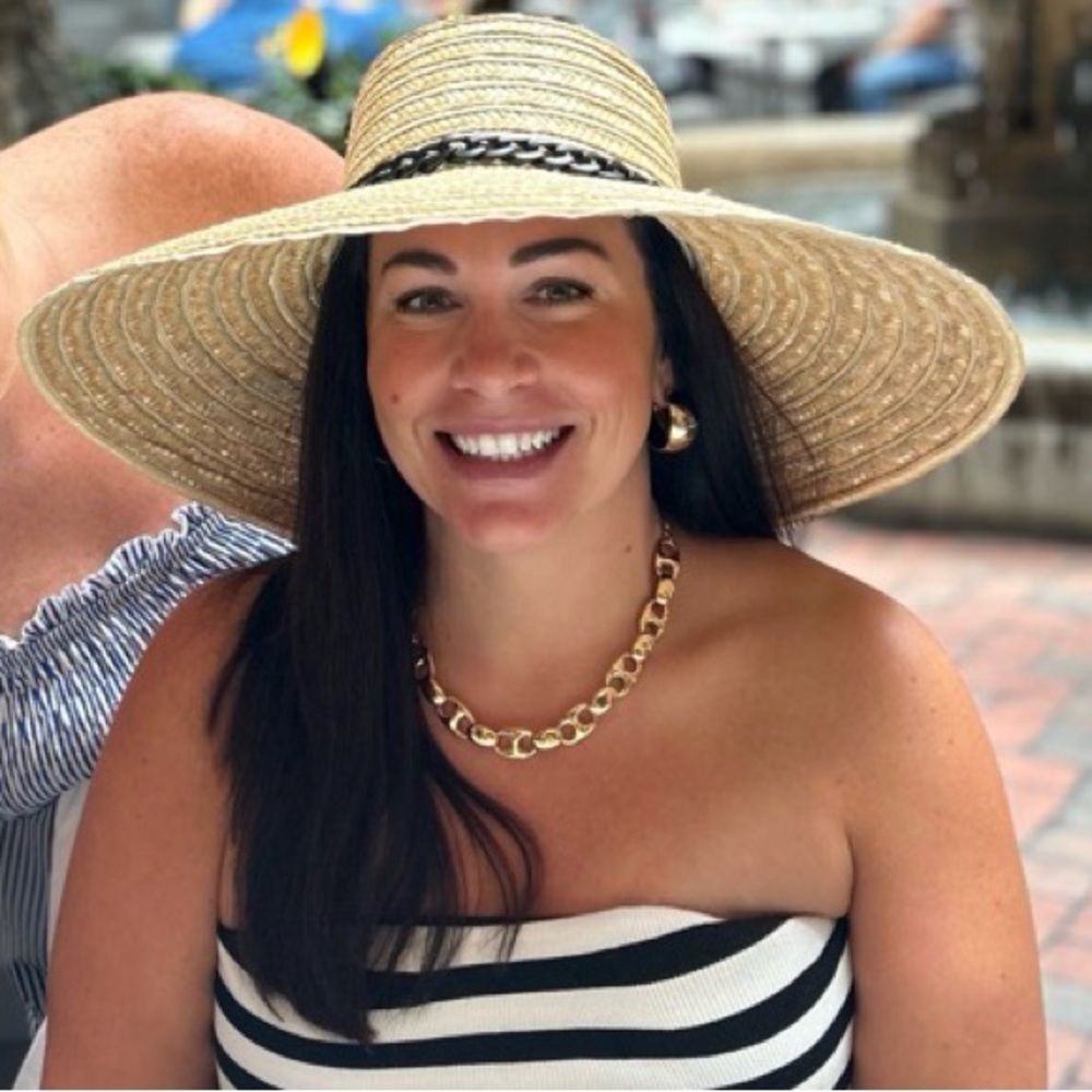 Meet your Posher, Kimberly